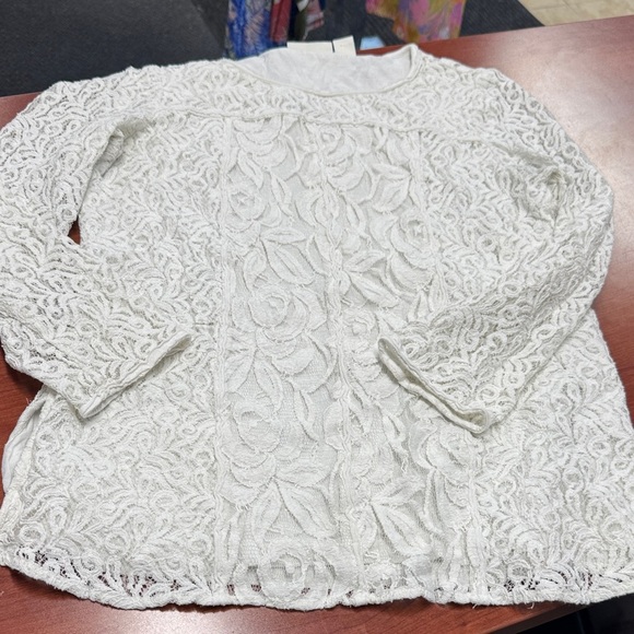 Chico’s lace top size 0 small // 070523 - Picture 1 of 2